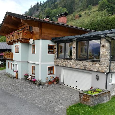 Biobergbauernhof Bergzeit Apartment In Goldegg Exterior foto
